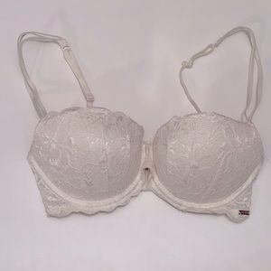 Victoria’s Secret Pink Date Push-up Bra, Size 32D